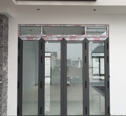 NHÔM KÍNH TRẢNG BOM